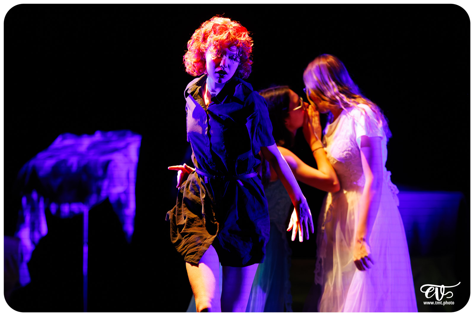 BLANCHE-NEIGE FOUTUE FORET